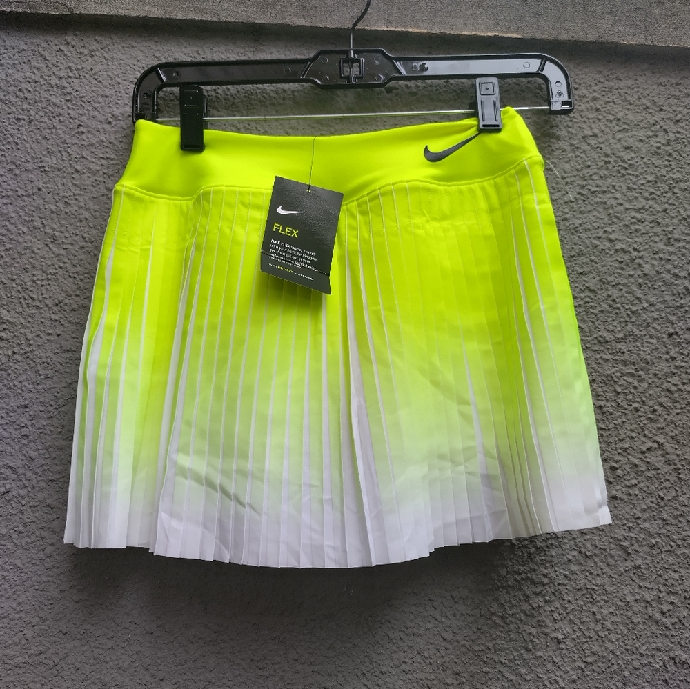 Women's skort